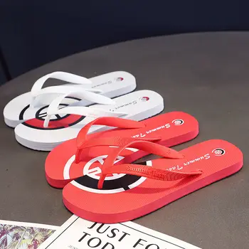 Pohodlné proti sklzu flip flops pánskeho oblečenia trend kórejský papuče sociálne osobnosti sandále študentov mäkké soled pláže topánky