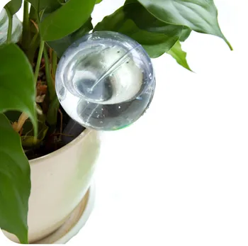 1PC Automatické Rastlina Samostatne Zalievanie Vodou Feeder Plastové PVC Ball vysadiť Kvety Vody Feeder Krytý Vonkajší Zalievanie, Rozprašovače#50