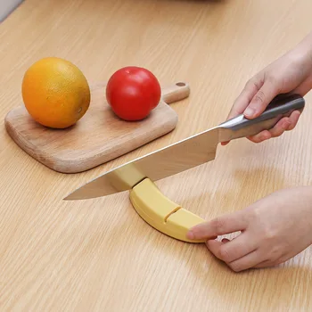 Dvojstupňové Tvorivé Banán Tvar Noža Sharpener Rýchlo, Profesionálne Nožnice Nôž Brúska Kuchyňa Mini Príručka Non-slip Sharpener