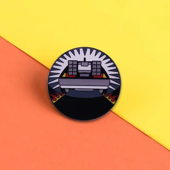 DeLorean Odznak OUTATIME Auto Brošňa Čas Cestovania Stroj Smalt Pin Retro Film 80. rokov Späť Do Budúcnosti Marty McFly Doc Brown