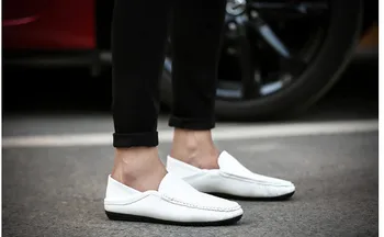 2019 jar nové športové topánky muž verzia pánske topánky priedušné bežecké topánky