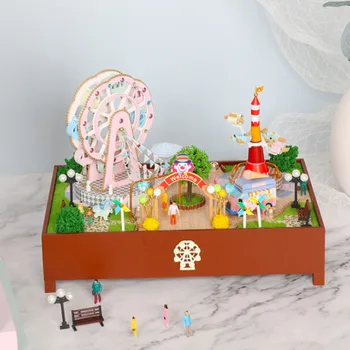 Nové HOBBY Drevená Bábika Dom Zábavný Park Music Box Miniatúrne Ruské Koleso S Nábytkom domček pre bábiky Hračky Pre Deti Vianočný Darček
