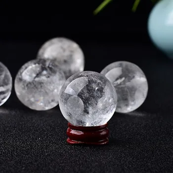 Vysoká Kvalita 28-32 Prírodné Crystal Ball Clear Quartz Energy Healing Kameň Meditácie pre Domáce Dekorácie Zdarma Drevený Stojan