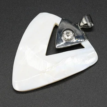 Nový Štýl Prírodného Kameňa Prívesok Trojuholník Shell Pre Šperky, Takže DIY Náhrdelník Náramok Náušnice Príslušenstvo