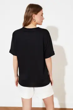 Trendyol Vytlačené Priateľ Pletené T-Shirt TWOSS21TS1745
