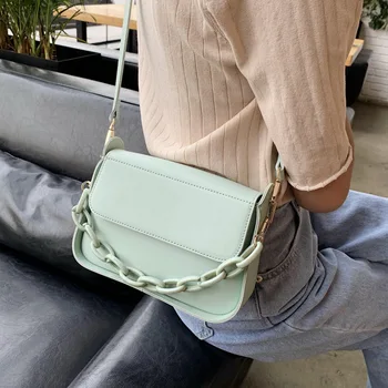 PU Kožené Letné Dámske jednofarebné Fashion One-Ramenný Messenger Bag Ladies Reťazca Dizajn 2021 Nové Dámske Kabelky