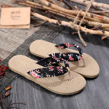 Nové letné dámy flip-flops tlač páse s nástrojmi sandál ploché bielizeň, papuče domáce papuče bežné trávnaté plážové topánky