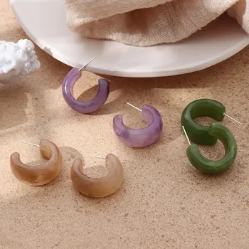 Jednoduché Jar Leto Kórea Roztomilý Candy Farby Akrylové C-tvarované Farebné Náušnice Zakrivené Hoop Náušnice pre Ženy Šperky Darček