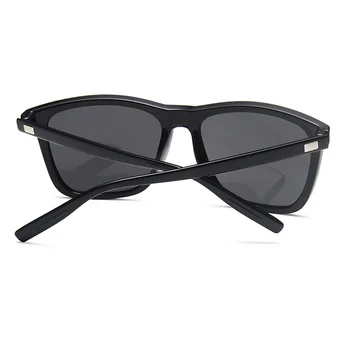 Slnečné okuliare Mužov 2021 Nové Módne Slnečné Okuliare Black Luxusné Značky HD Polarizované Jazdy Rybárske Ultrafialové UV400 Zrkadlo Odtiene
