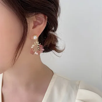 Kórejský nový dizajn a módne šperky vyrábané ručne sladkovodné perly prírodné kamenné kruhové náušnice žena retro náušnice