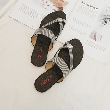 Dámske sandále dámske ploché poltopánková obuv elegantné letné 2021 módne vonkajšie Crystal Flip-flops dámske papuče pláže topánky