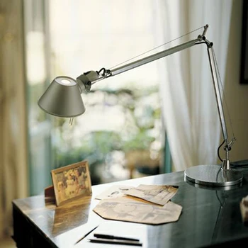 Úrad slamený klobúk dievčatko, stolná lampa moderného jednoduché štúdia stôl svetlo tvorivé dekoratívne dlhé rameno stolná lampa